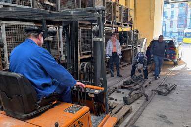 Rangierarbeiten im Lager