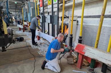 Die Aufarbeitung der Prellböcke wird forgesetzt