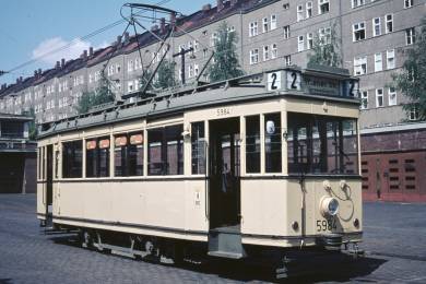 Triebwagen 219 481-3 (Tatra KT4D)